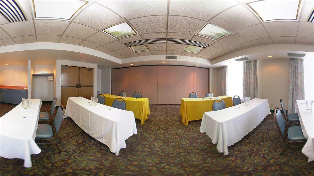 Quality Inn Portsmouth Bagian luar foto